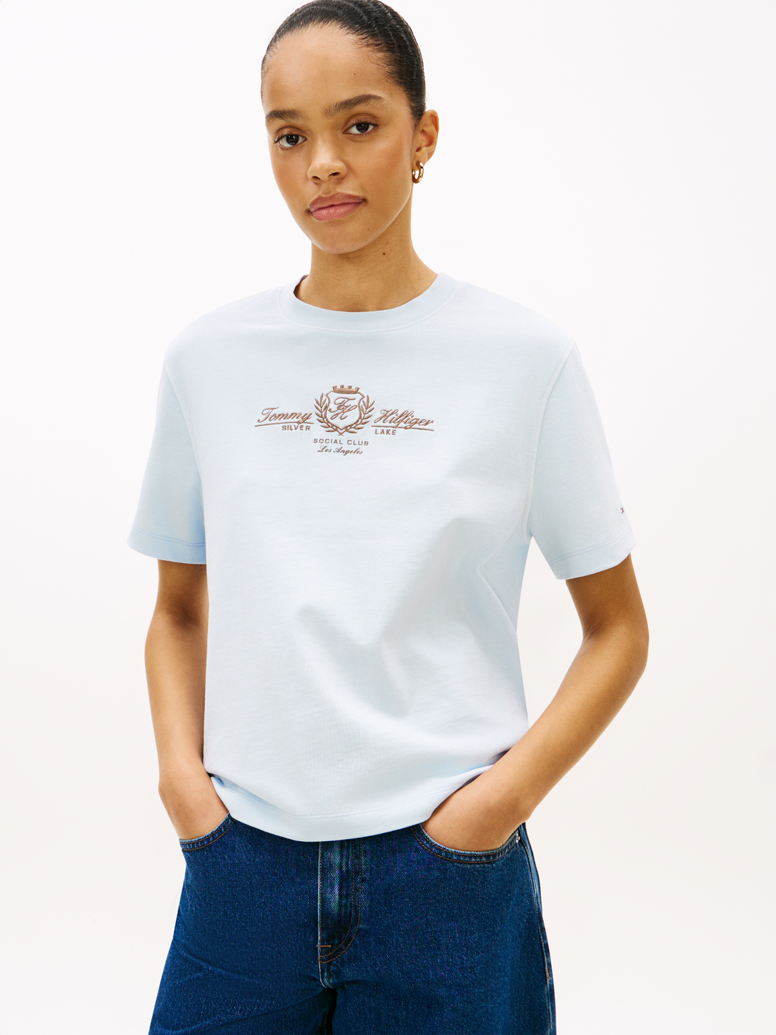 VARSITY CREST MDRN C-NK SS TEE female