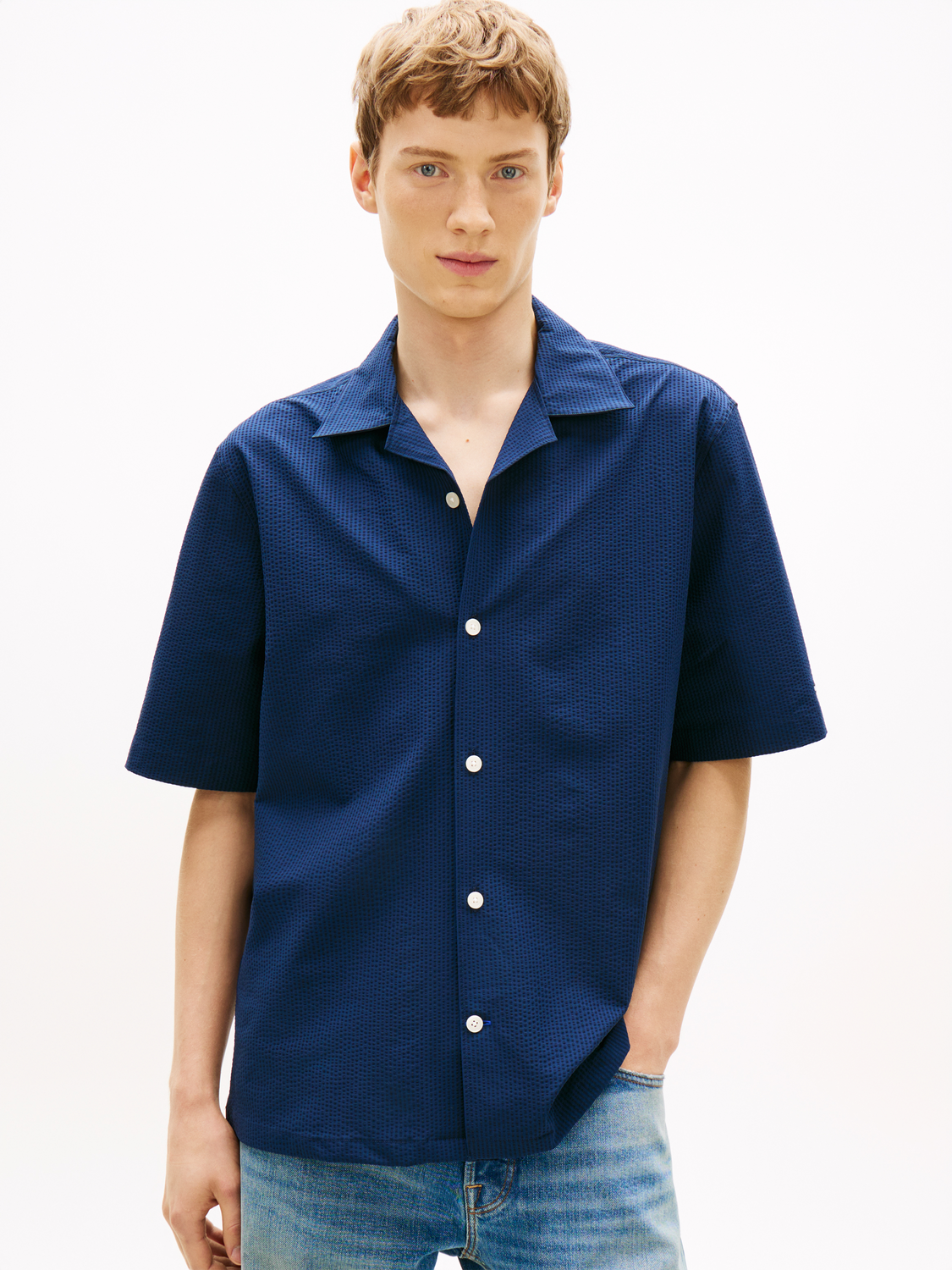 PERFORMANCE SEERSUCKER SHIRT male