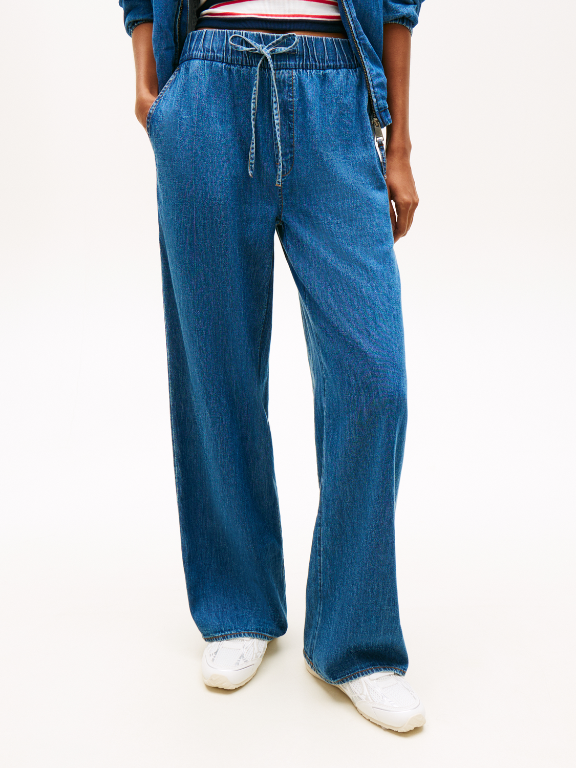 TJW CHAMBRAY PULL ON PANTS female