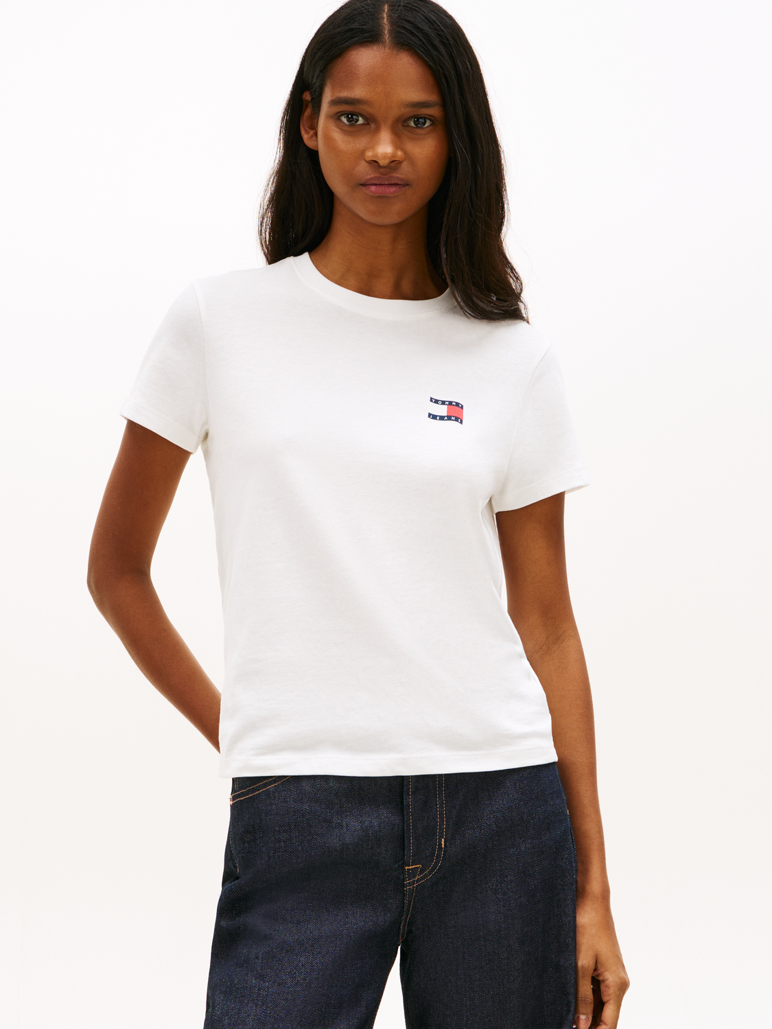 TJW REG WAVY FLAG SS TEE EXT female