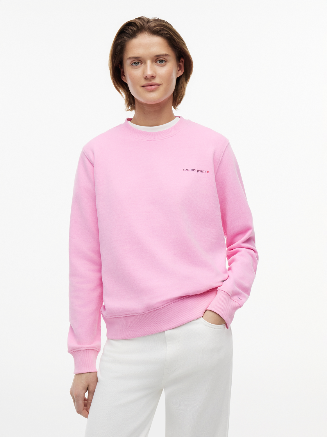 TJW REG ESS LOGO 1 CREW EXT female