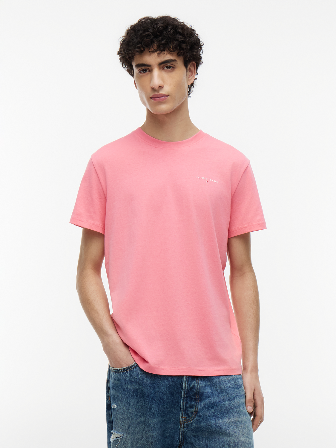 TJM SLIM LINEAR CHEST TEE EXT male