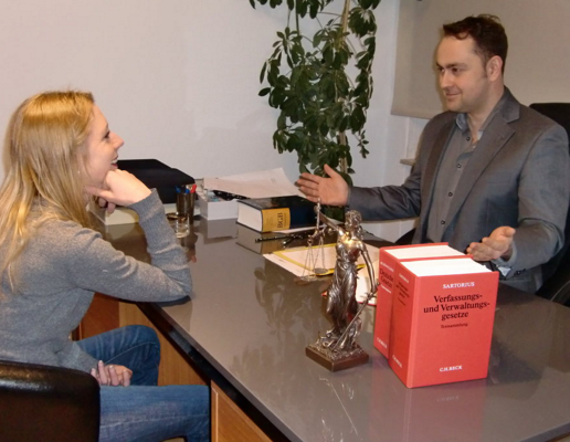 Rechtsanwalt Sven M. Kockel, Besprechungsraum Berstraße 66, Postanschrift Steenkamp 21 in 23669 Timmendorfer Strand