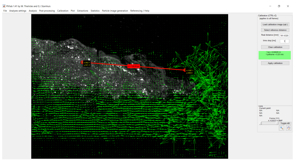 Calibración espacial y temporal en PIVlab para conversión píxeles a unidades físicas