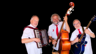Kultur und Wein mit der band "Die 3 Richtigen"