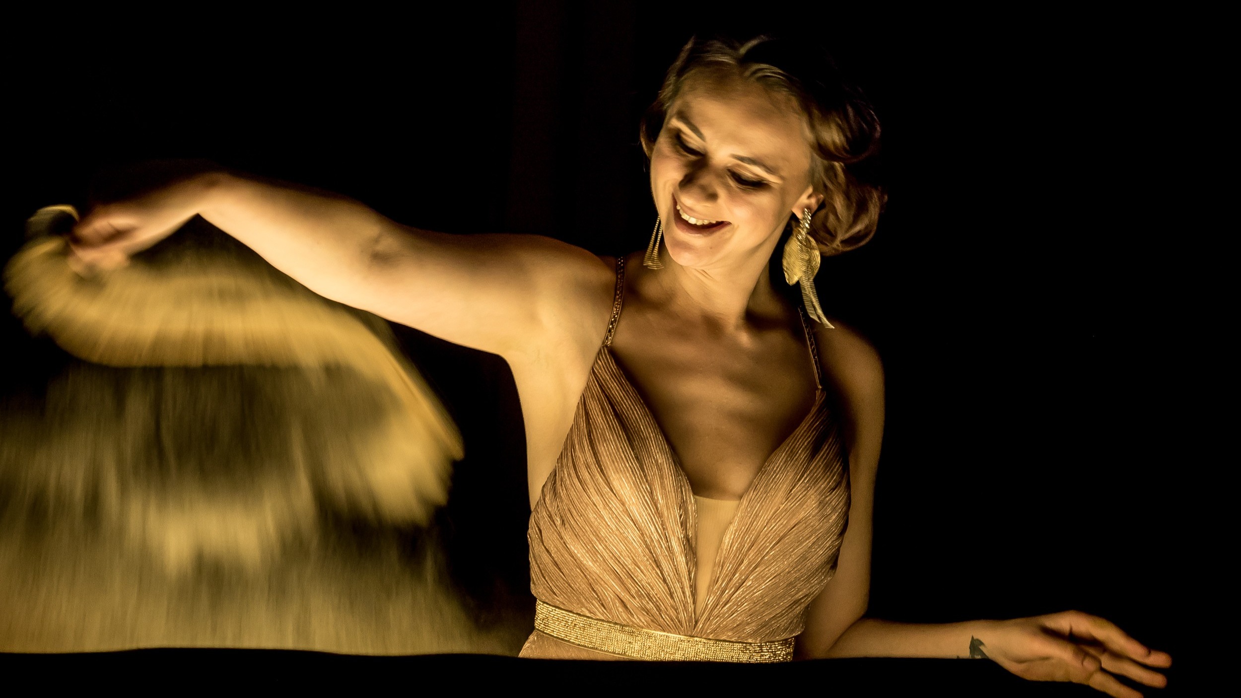 Queen of Sand: Irina Titova Orgel & Sandmalerei (IDO FESTIVAL)