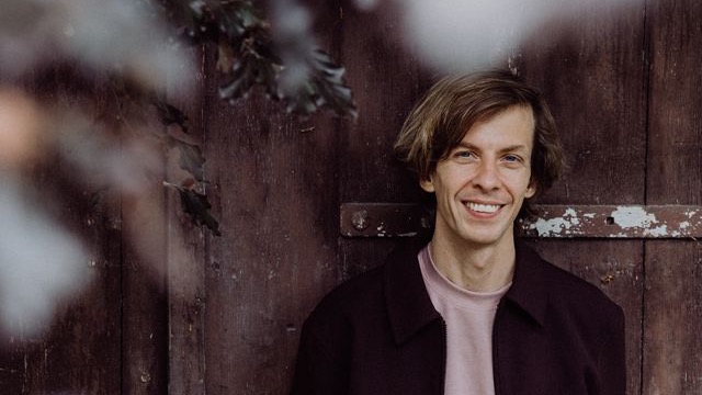 Max Prosa – Flügel aus Beton