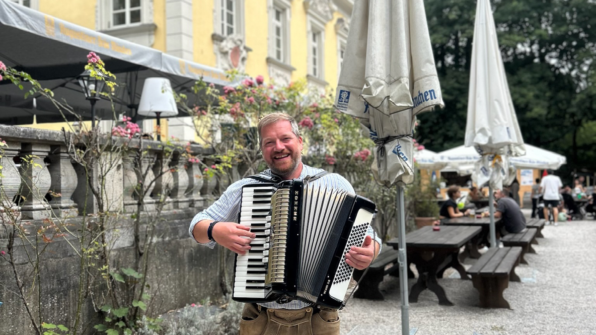 Weisswurstfrühstück an Mariä Himmelfahrt mit'm da Waitler