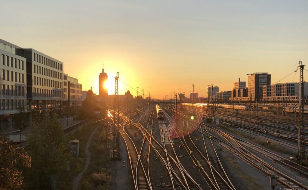 Sonnenuntergang-Hackerbrücke-München