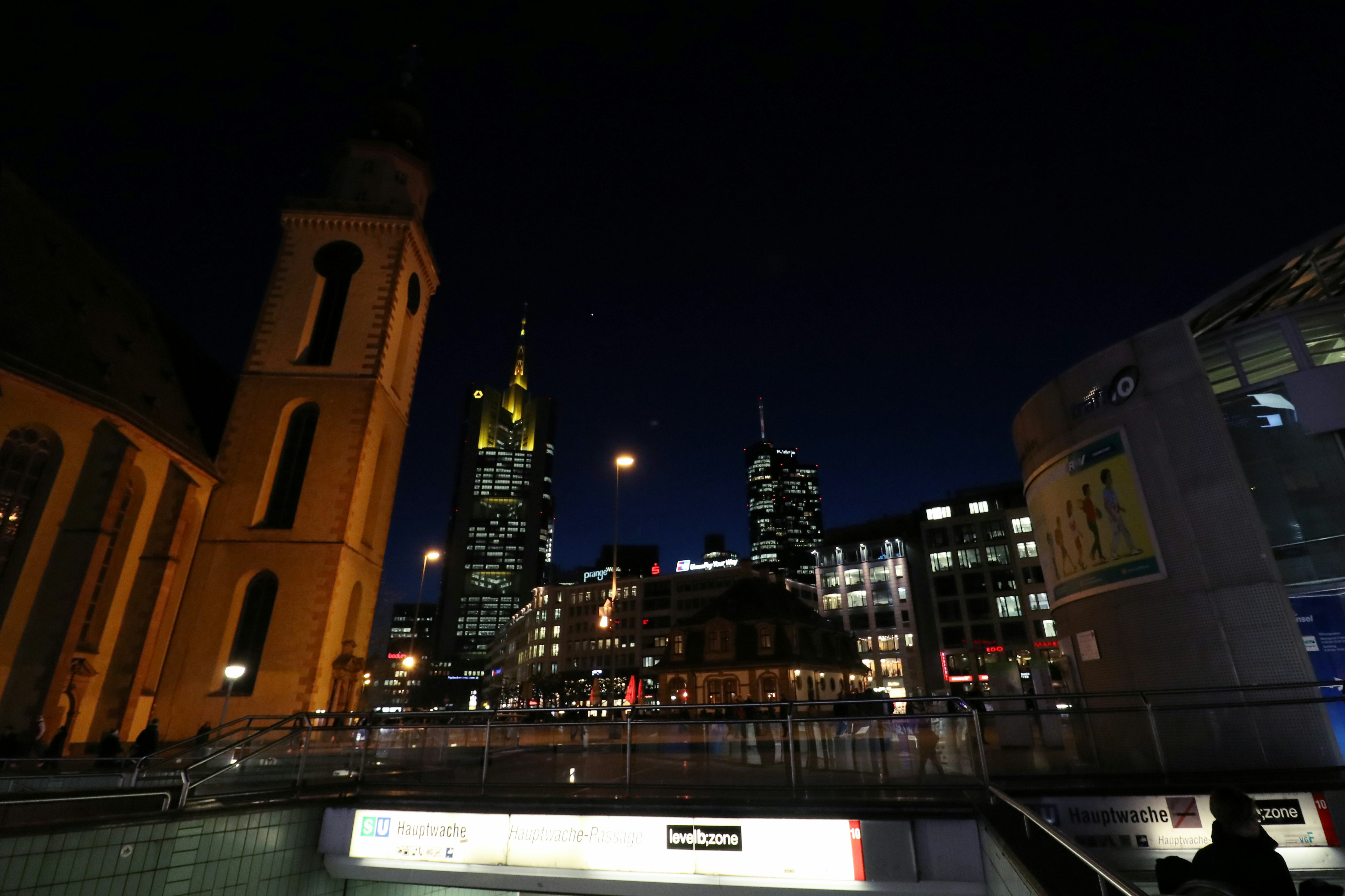 "Fanbotschaft" an der Hauptwache in Frankfurt Am Main