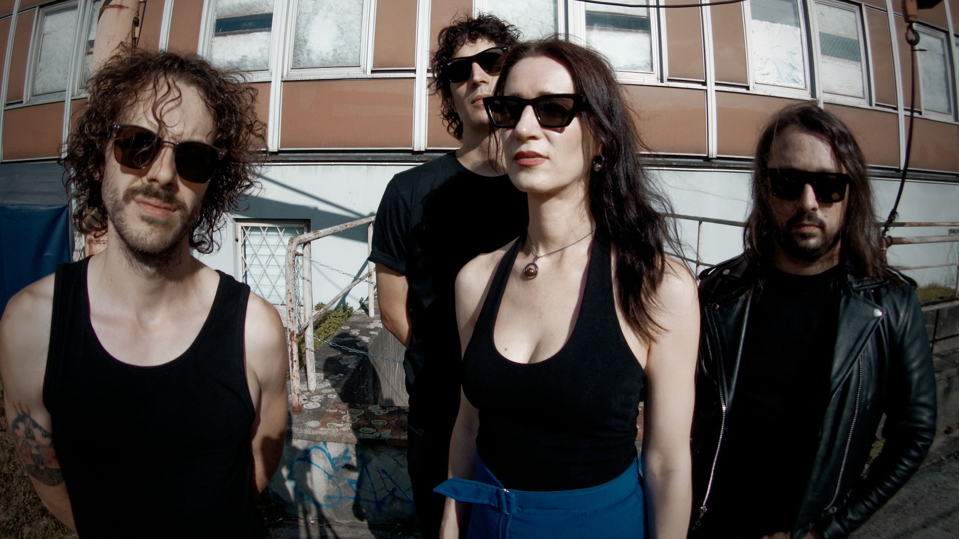 Glam Punk Meets Shoegaze: Neetscha & Garlands