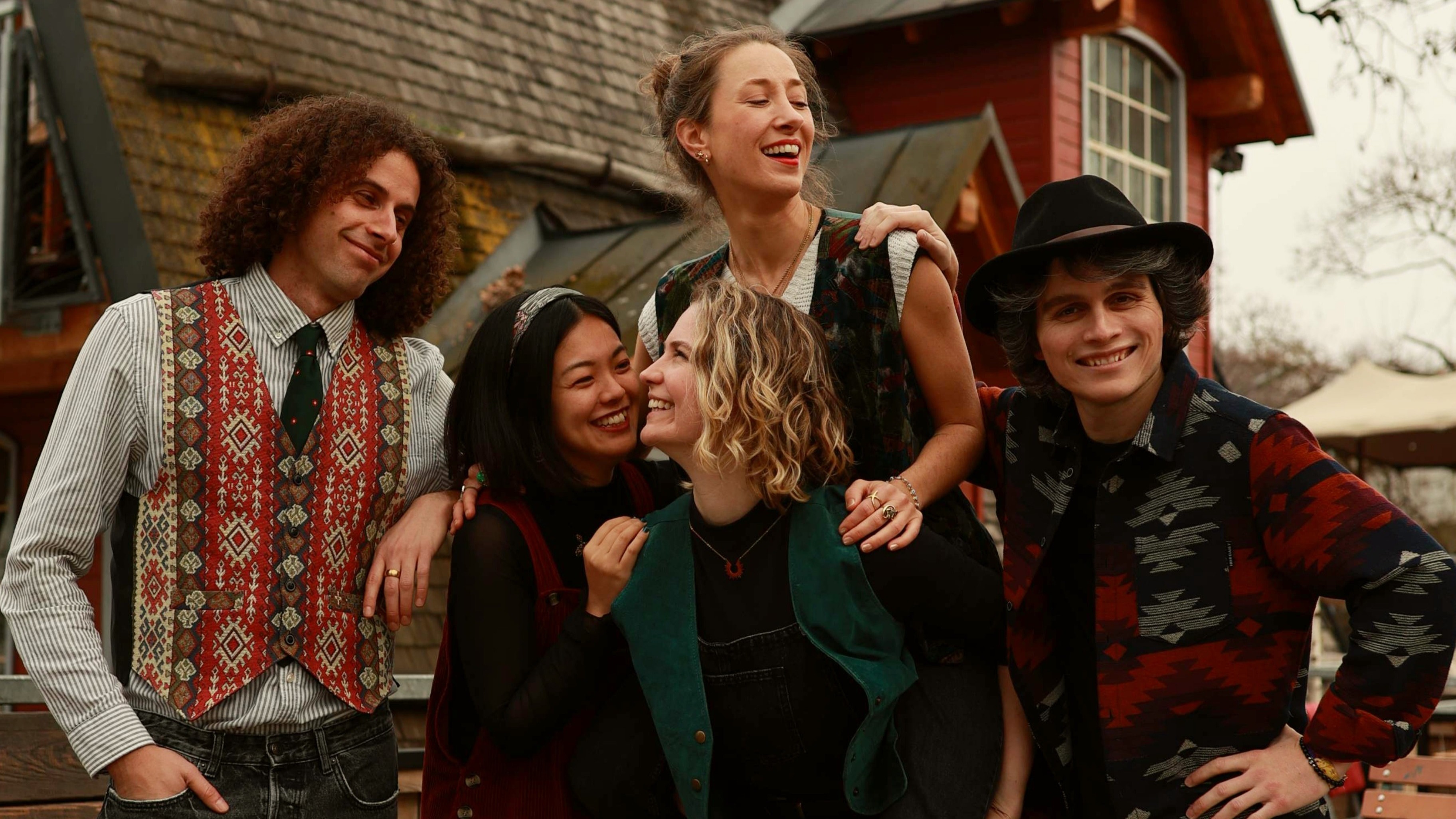 Funkenflug & Lisa Fitzek: Folk.Pop.Swing