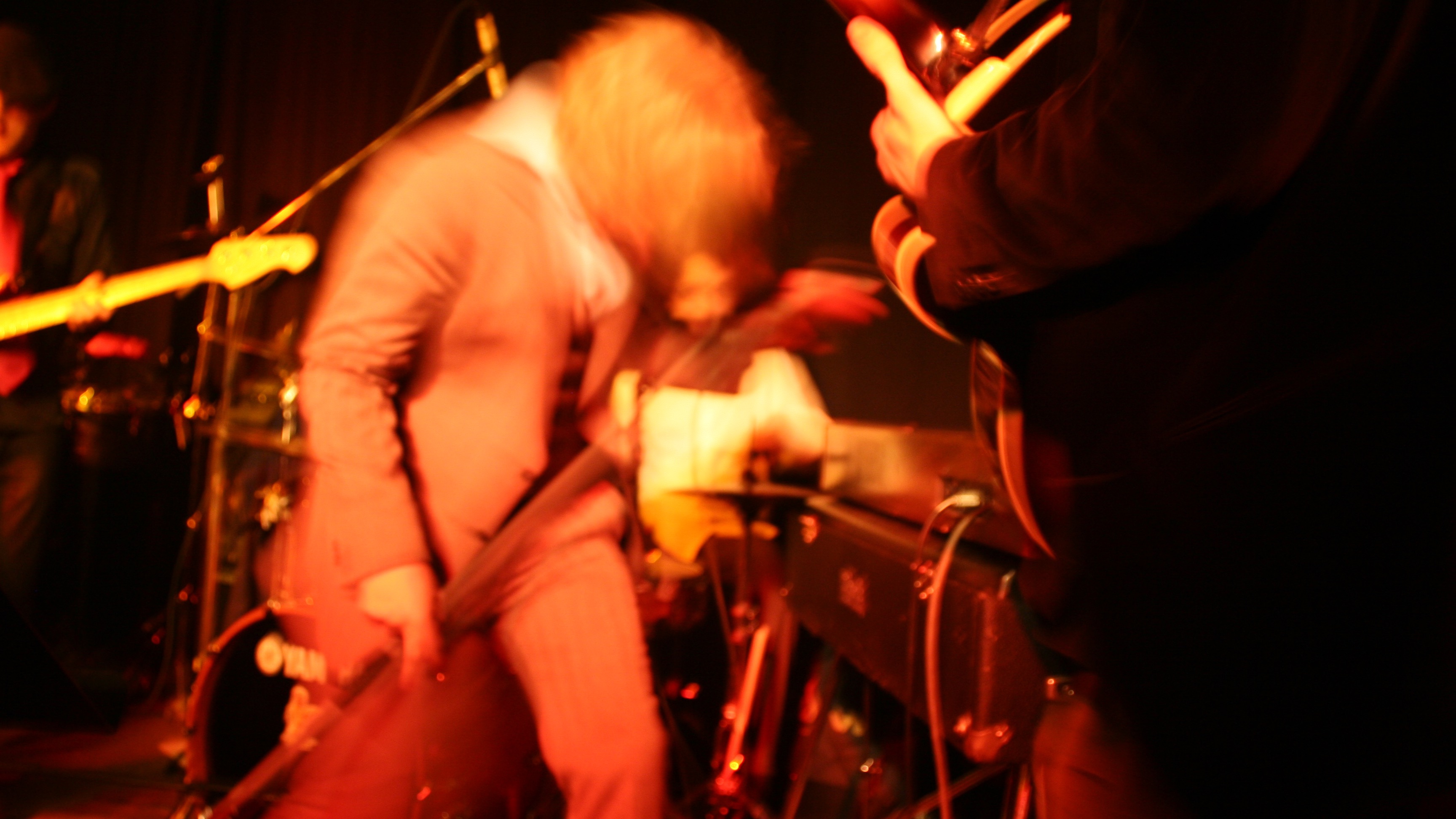 Cubbo Revival mit der Horns Band + Djs - Monstersoul + Djs Funk / Soul / Disko