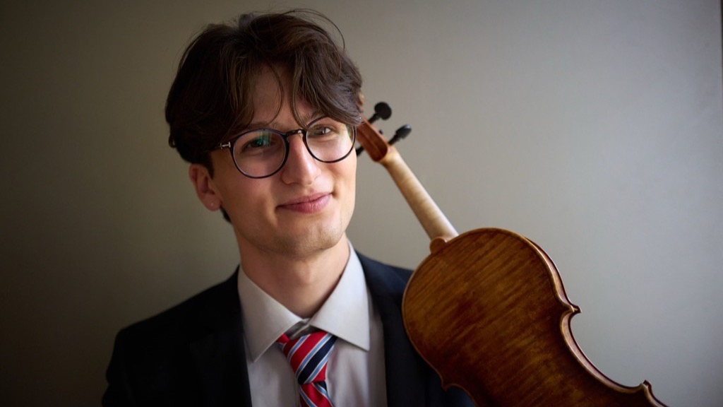 Darius Schmelzer / Violine // Nadine Hartung / Klavier