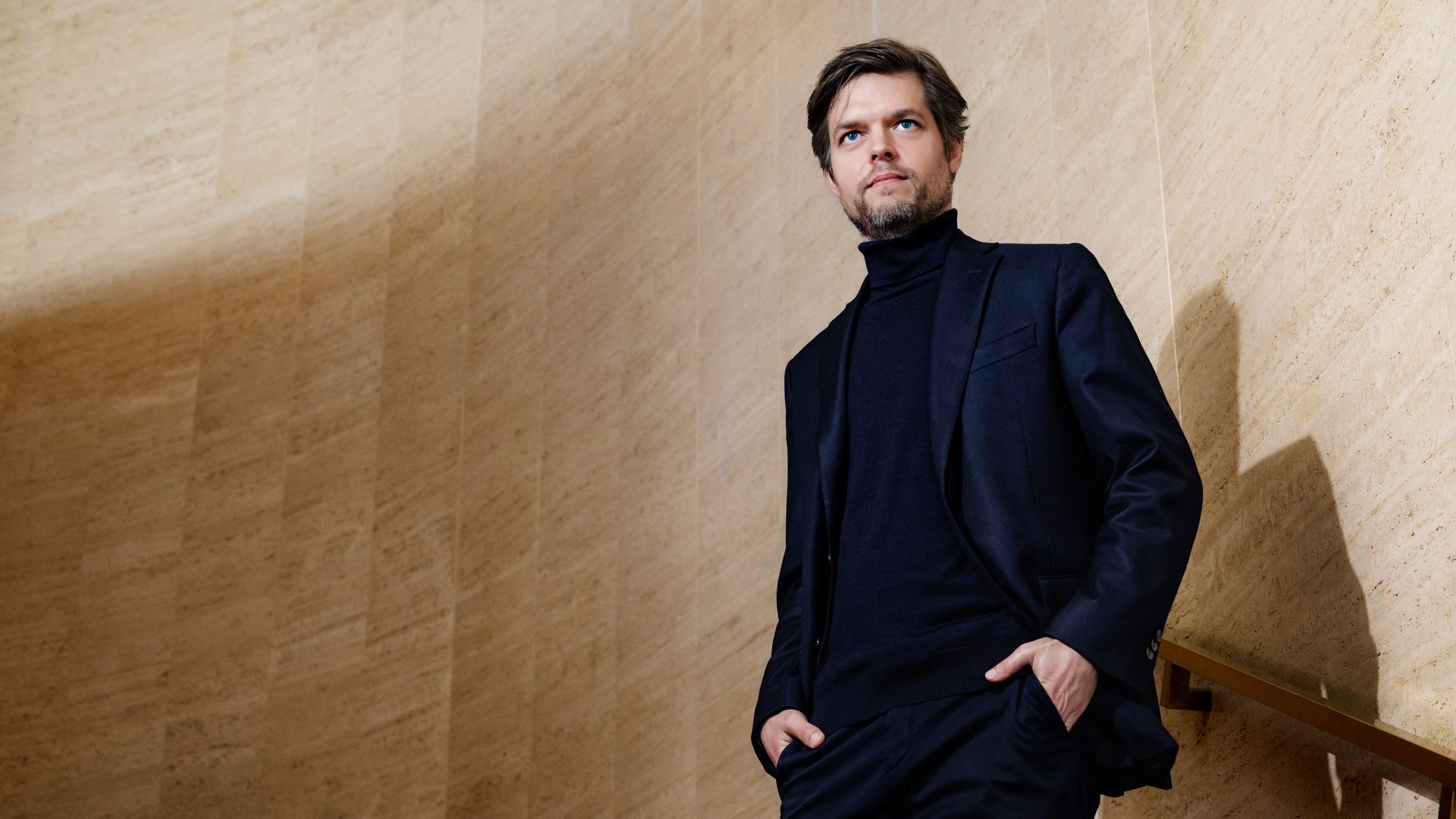 Juraj Valčuha dirigiert Werke von Johannes Brahms und Richard Strauss