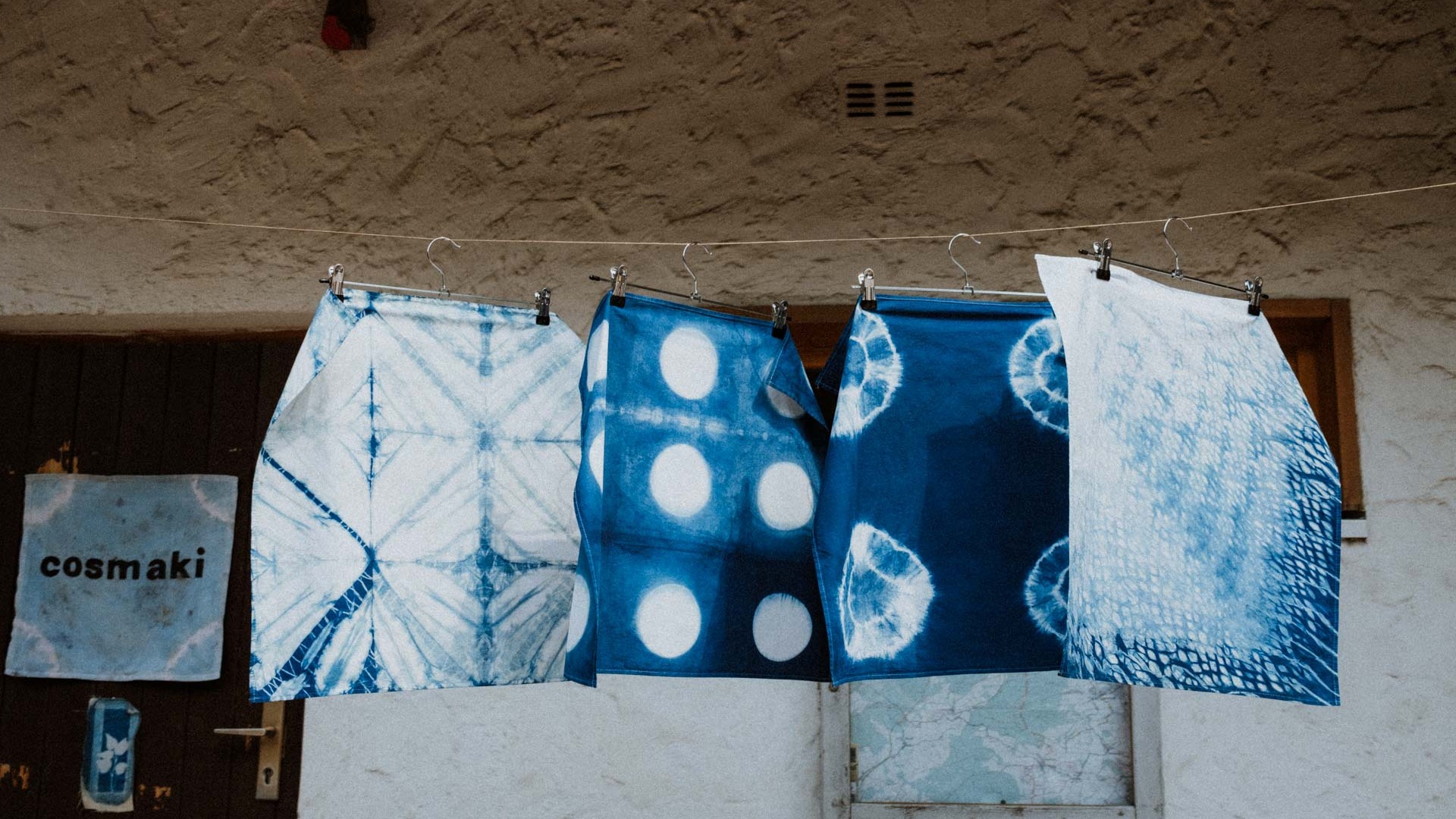 Blaumachen in Kalk: Bandanas in Indigo färben