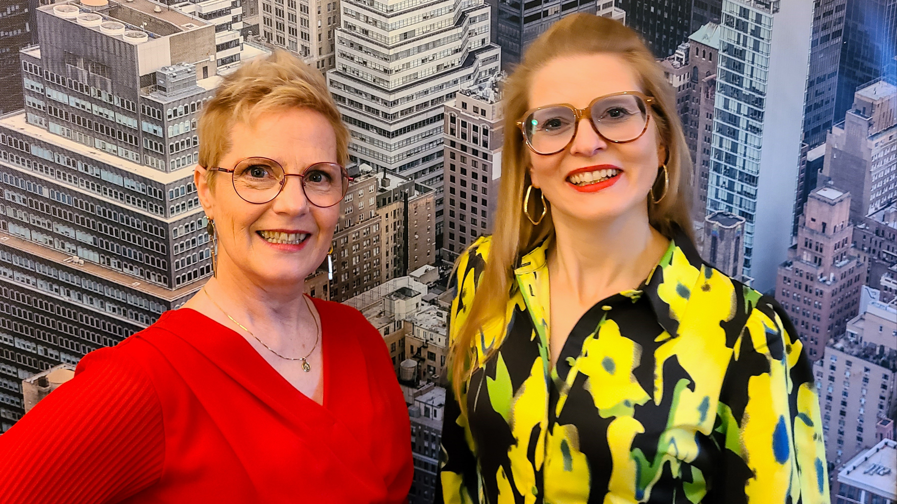 Stella Mohn,voc & Sylvia Lee,voc and Band! S´Wonderful-Celebrating the Songs of George Gershwin!