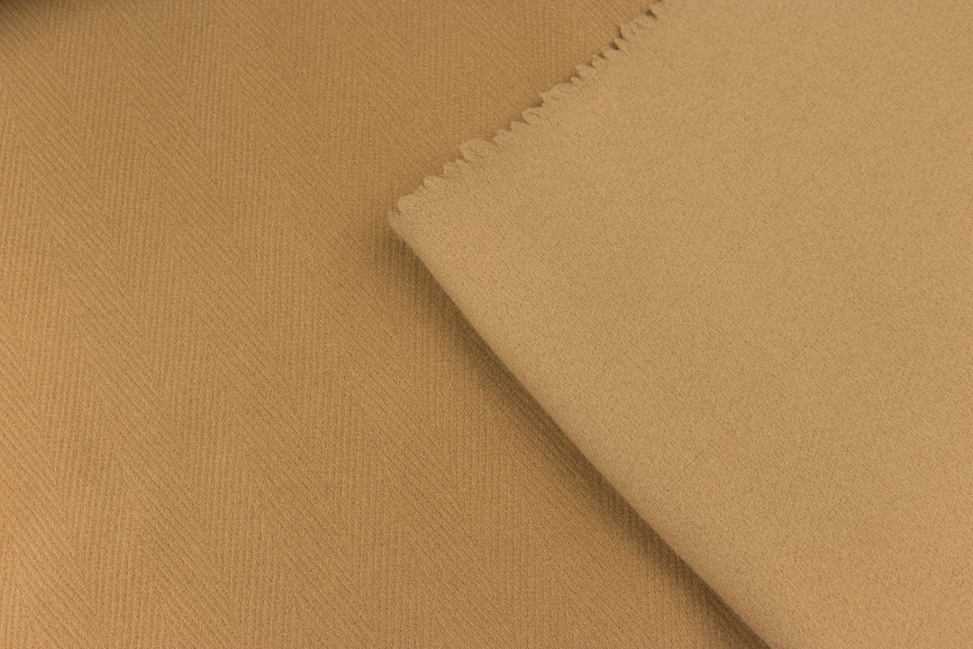 материалы мах. Max mara 0013. зеленая костюмная ткань. пальтовая ткань max mara шерсть/кашемир. канвас 107 ткань оранжевая.