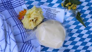 Eckerella Mozzarella von Hofkäserei Ecker in Grafenau