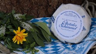 Ohetaler Schimmel Schnittlauch Schimmelkäse von Hofkäserei Ecker in Grafenau