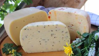 Butterkäse Vital Butterkäse von Hofkäserei Ecker in Grafenau
