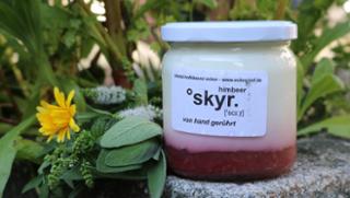 Bayerischer Skyr Himbeere Skyr von Hofkäserei Ecker in Grafenau