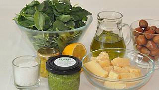 Rucola-Zitronen-Pesto Zitronenpesto Rucolapesto von Pestowerkstatt in Passau