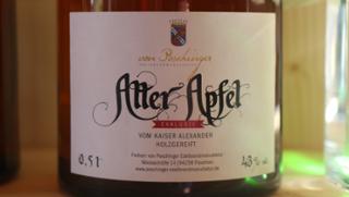 Obstbrand Alter Apfel vom Kaiser Alexander von Säumerhof Bio-Genusswelt in Grafenau