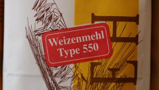 Weizenmehl Type 550 Weizenmehl Type 550 von Säumerhof Bio-Genusswelt in Grafenau