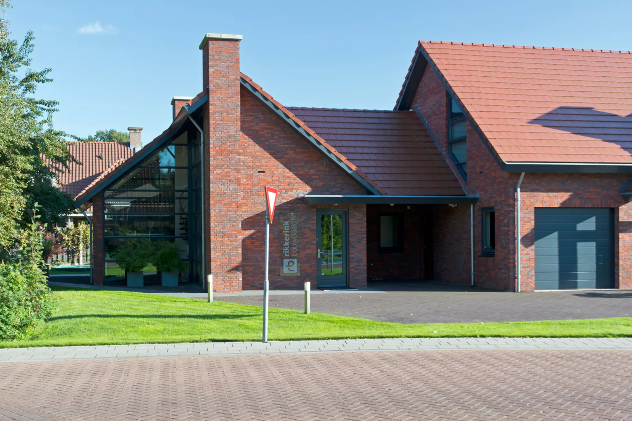 Hero 111800  Rikkerink