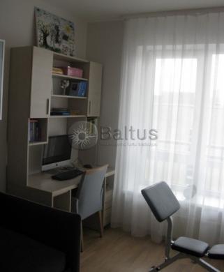 Nestandartinis Erdvus Ir Saulėtas Būstas
2006 m. statybos būstas, yra vidinis kiemelis. Butas -0