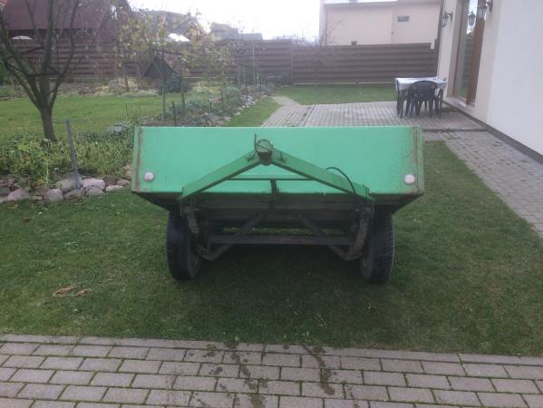 Parduoda lengvojo automobilio priekabą-0