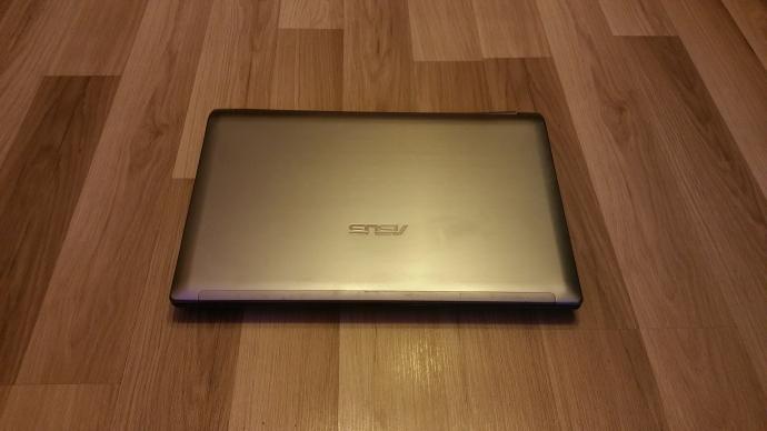 Asus laptopas, I7-2630, Geforce 550M-0