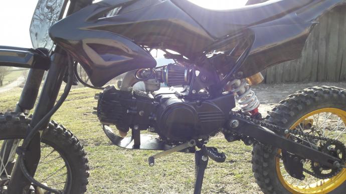 Krosinis motociklas 125cc -0