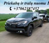 Nuoma Traliuko ( vienam automobiliui vežti ) PLATFORMOS NUOMA ! PLATFORMOS MATMENYS: ILGIS 4.50m PLOTIS 2.10m. Keliamoji galia 2000kg ( Patogu vežti lentas, kubilus, metalo gaminius, traktoriukus, žoliapjovės, valtis, automobilius, keturačius ir t.t. ) +3-0