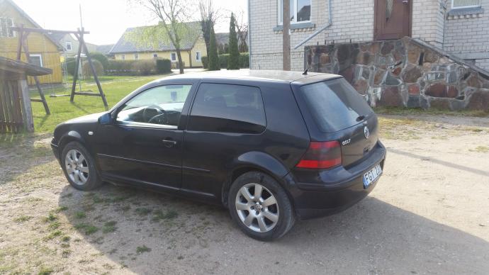 Parduodu Woksvagen Golf 4-0