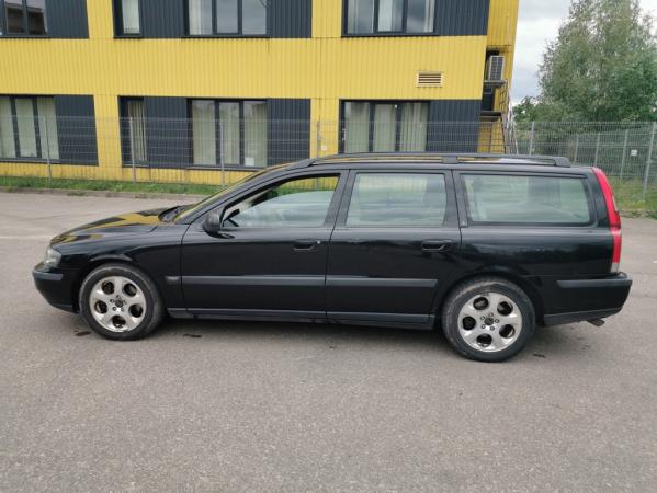 Volvo v70-0