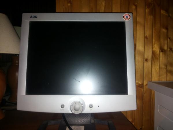 LCD TFT Monitorius 15`-0