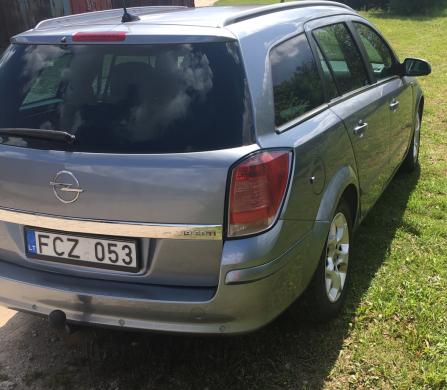 Opel Astra H-0