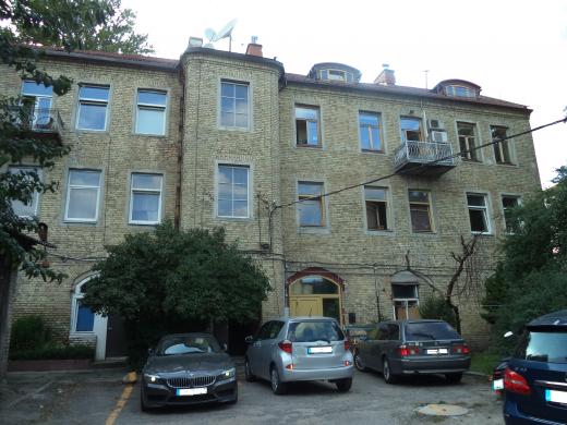 Parduodamas 3 k. butas Senamiestis, Raugyklos gatvėje-0