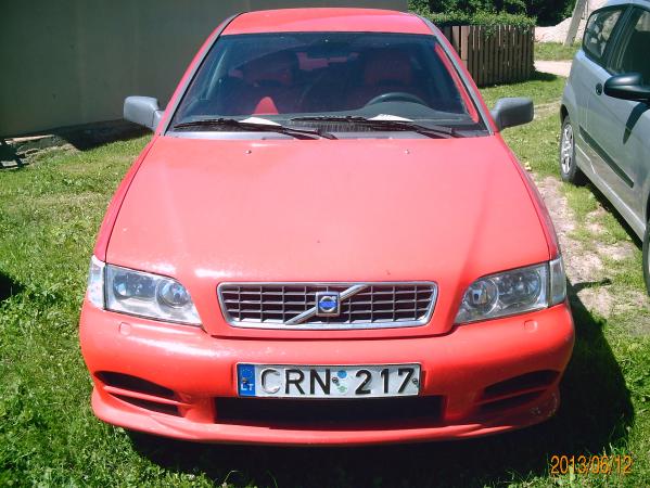 parduodu automobili volvo s40-0