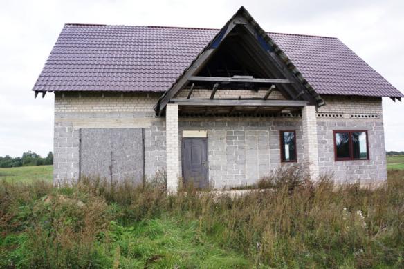 Namas Medenių k. Utenos r.-0
