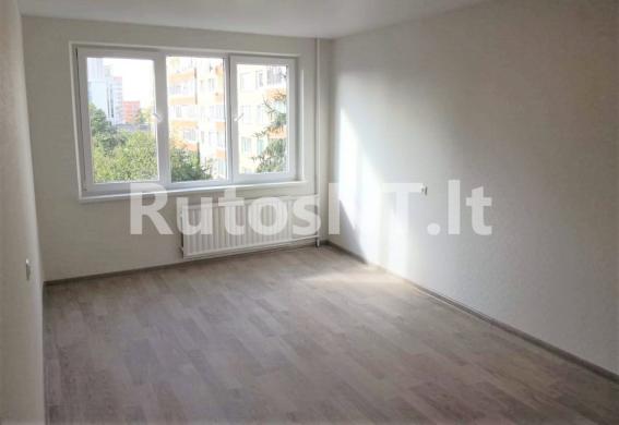Parduodamas vieno kambario butas Laukininkų gatvėje-0