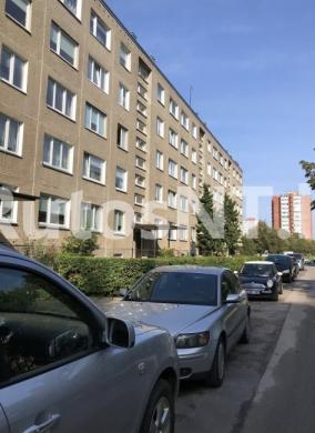 Parduodamas 3- jų kambarių butas Naujakiemio gatvėje-0