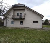 PARDUODAMAS DVIEJŲ AUKŠTŲ 162,27 KV.M. NAMAS SU 15 ARŲ SKLYPU IR ŪKINIU PASTATU.-0