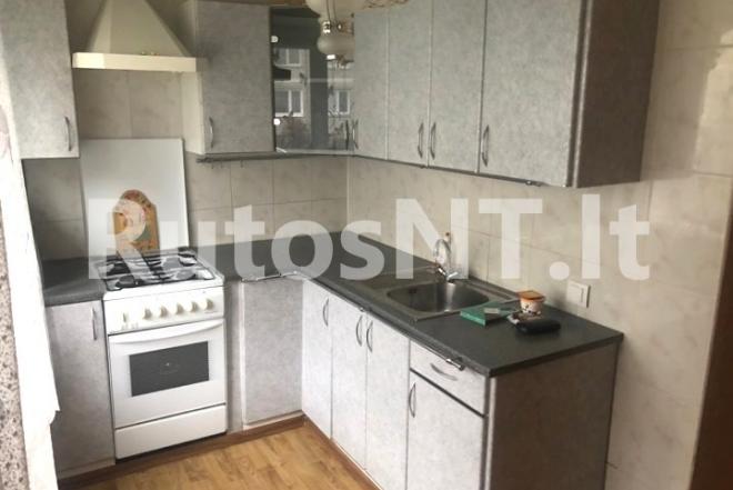 Parduodamas 3- jų kambarių butas Baltijos prospekte-0