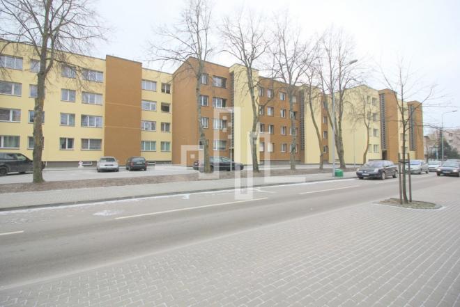 PUIKUS ŠVIESUS BUTAS POILSIUI AR GYVENIMUI PALANGOS CENTRE SU AUTONOMINIU ŠILDYMU-0