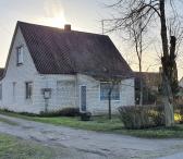 PARDUODAMAS MŪRINIS GYVENAMASIS NAMAS GYVOLIŲ K. MAŽEIKIŲ R.-0
