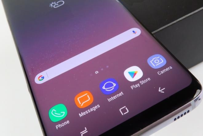 GALAXY S8-AMOLED-GORILLA GLASS 5-GPS-4G+DEKLAS DOVANU-0