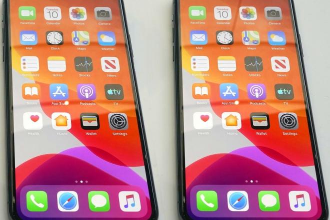 NAUJAS-iPHONE 11 MAX PRO-512GB+4G+DEKLAS DOVANU.-0